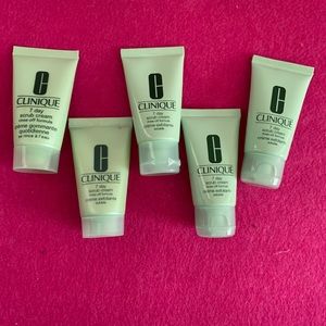 Clinique 7 Day Scrub